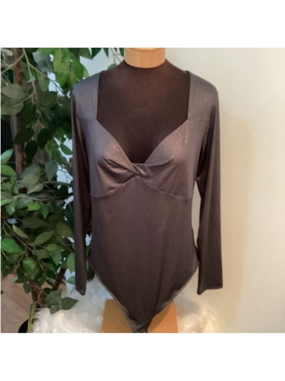 Express gray with black metallic body suit with twist front Woman’s size XL - Picture 2 of 12